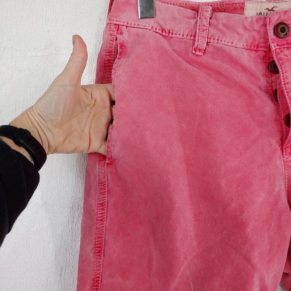 HOLLISTER BUTTON FLY JEAN SHORT - Picture 9 of 13